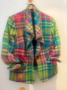 THE EVERYTHING BLAZER: A Structured, Celeb-worthy ESCADA. VIBRANT*CHIC*STATEMENT
